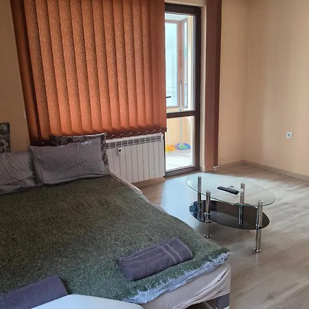Lejlighed Spacious 4-room Flat In Center - Sleeps 6 - Walk Everywhere Pleven